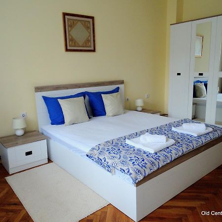 Old Center Apartment Русе Экстерьер фото