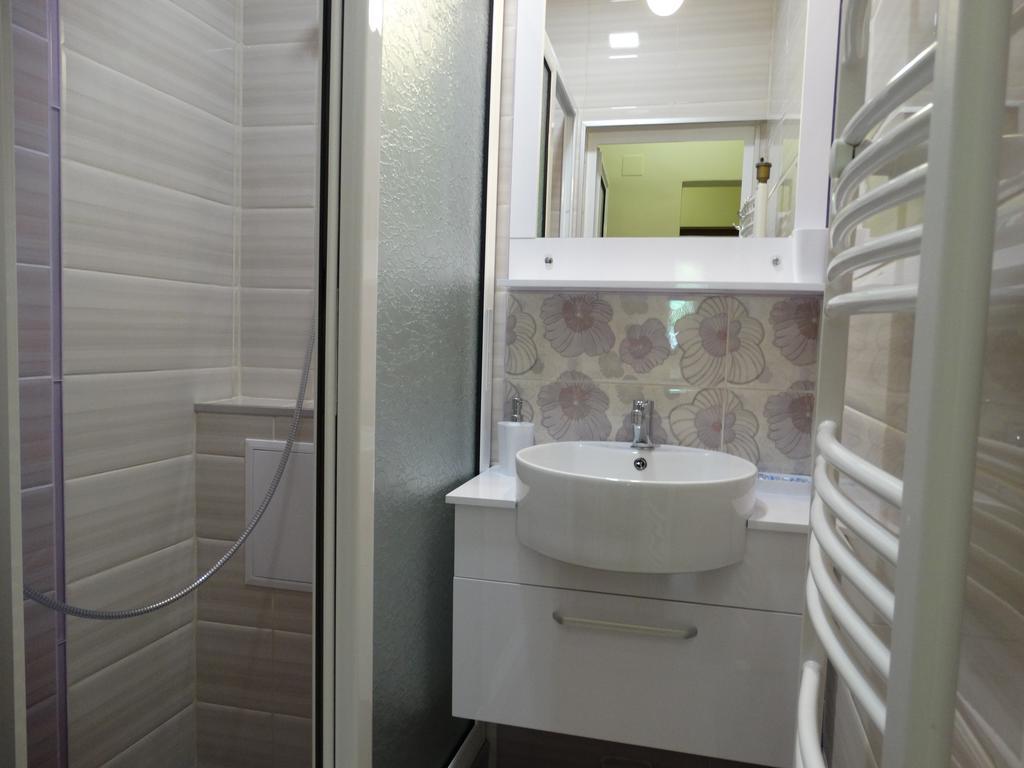 Old Center Apartment Русе Экстерьер фото
